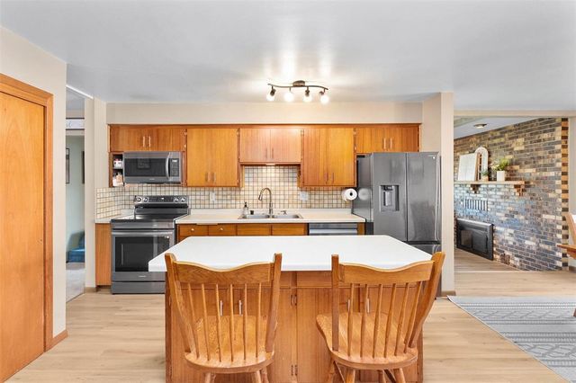 2810 Sherman Street, Eau Claire, WI 54701