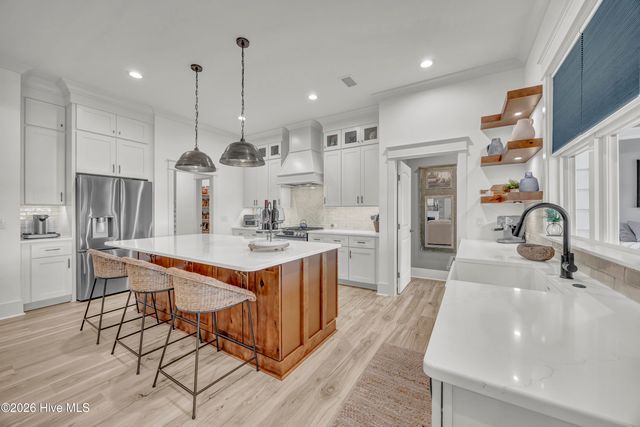706 Creighton Circle SW, Ocean Isle Beach, NC 28469