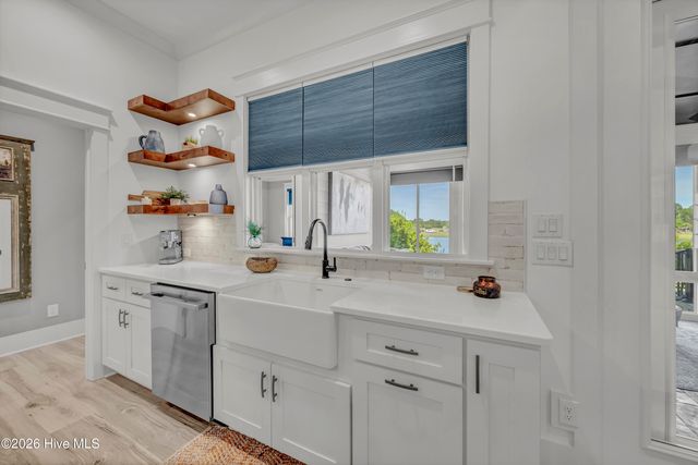 706 Creighton Circle SW, Ocean Isle Beach, NC 28469