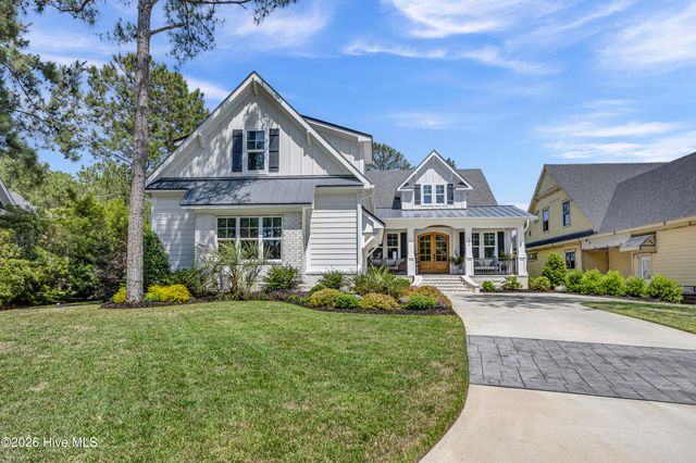 706 Creighton Circle SW, Ocean Isle Beach, NC 28469