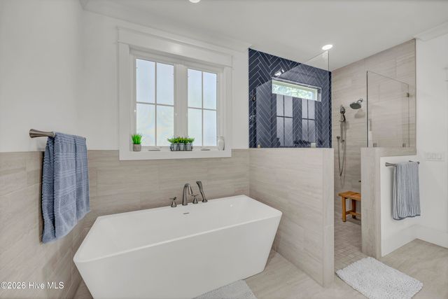 706 Creighton Circle SW, Ocean Isle Beach, NC 28469