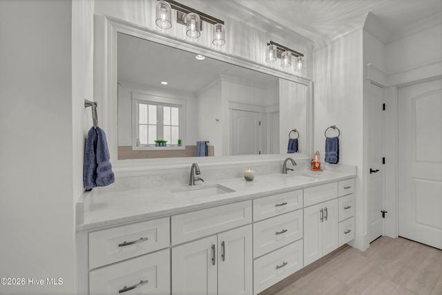 706 Creighton Circle SW, Ocean Isle Beach, NC 28469