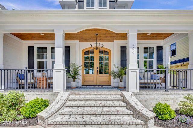 706 Creighton Circle SW, Ocean Isle Beach, NC 28469