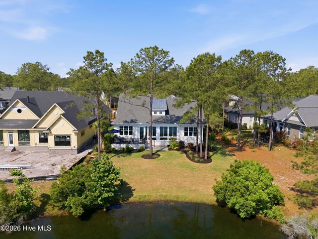 706 Creighton Circle SW, Ocean Isle Beach, NC 28469