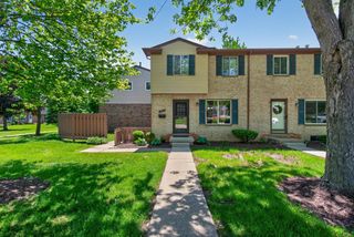 141 Sheffield Drive, Saline City, MI 48176