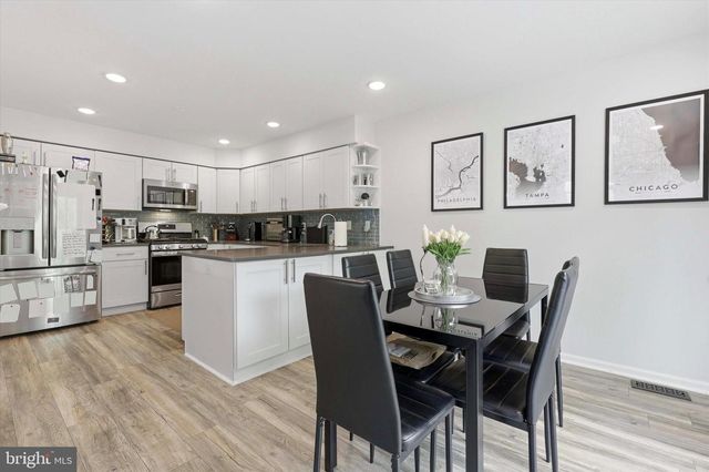 12 TIMBERCREST DR, Sewell, NJ 08080