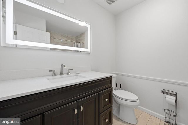 12 TIMBERCREST DR, Sewell, NJ 08080