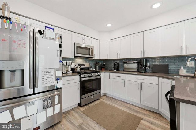 12 TIMBERCREST DR, Sewell, NJ 08080