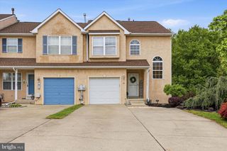 12 TIMBERCREST DR, Sewell, NJ 08080