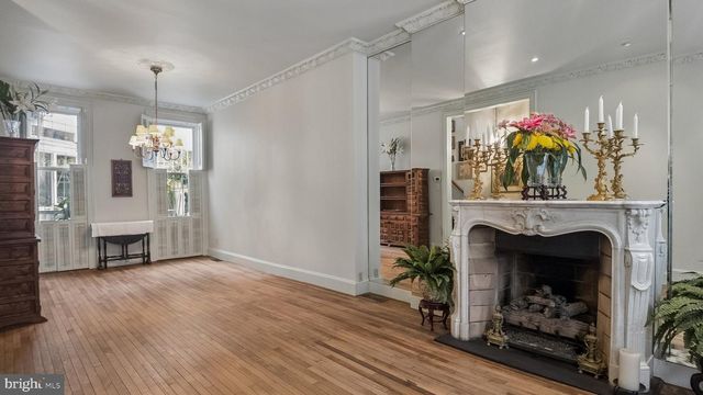 2049 APPLETREE ST, Philadelphia, PA 19103