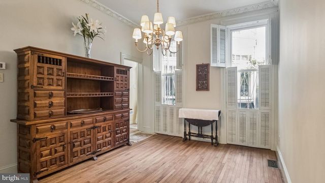 2049 APPLETREE ST, Philadelphia, PA 19103