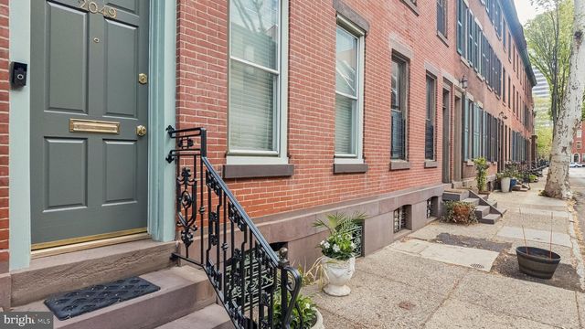 2049 APPLETREE ST, Philadelphia, PA 19103