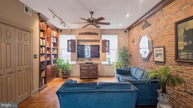 2049 APPLETREE ST, Philadelphia, PA 19103
