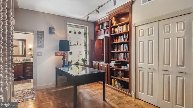 2049 APPLETREE ST, Philadelphia, PA 19103