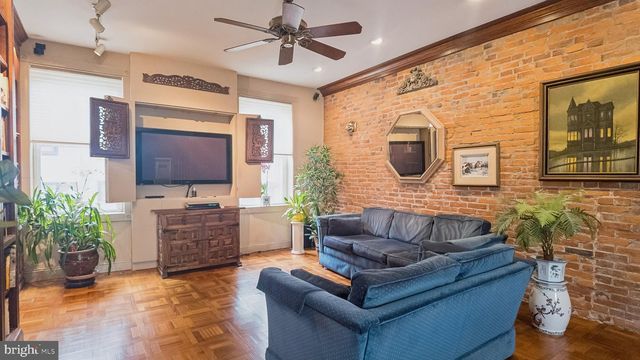 2049 APPLETREE ST, Philadelphia, PA 19103