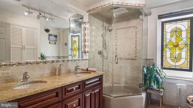 2049 APPLETREE ST, Philadelphia, PA 19103