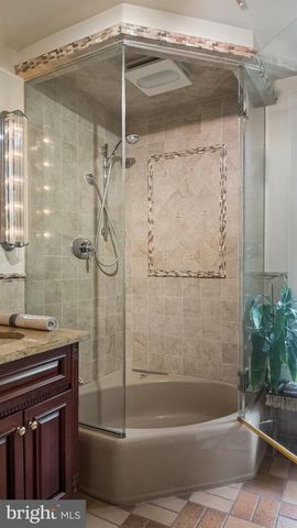 2049 APPLETREE ST, Philadelphia, PA 19103