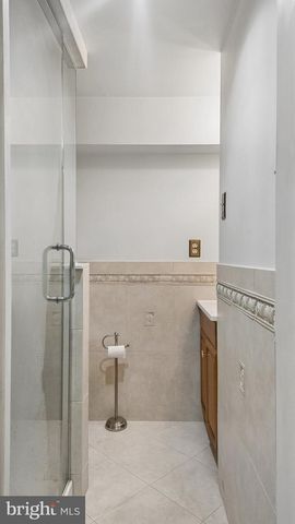 2049 APPLETREE ST, Philadelphia, PA 19103
