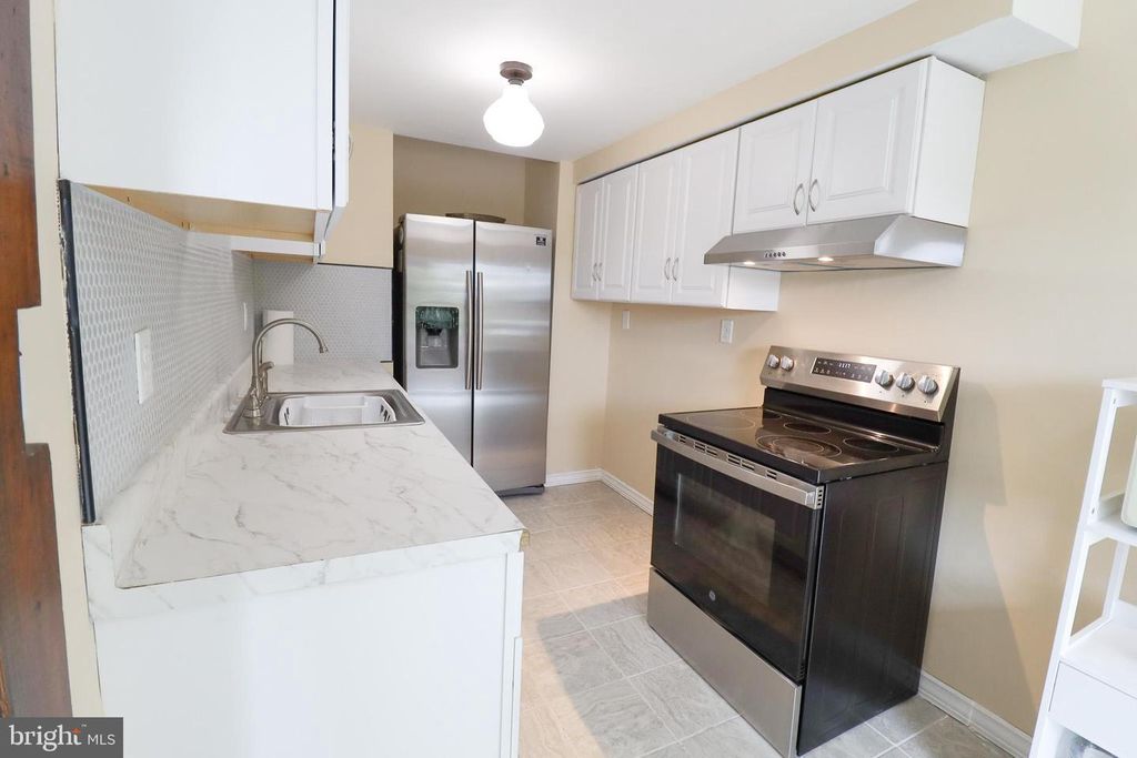 44 FLEMING ST, Newark, DE 19713