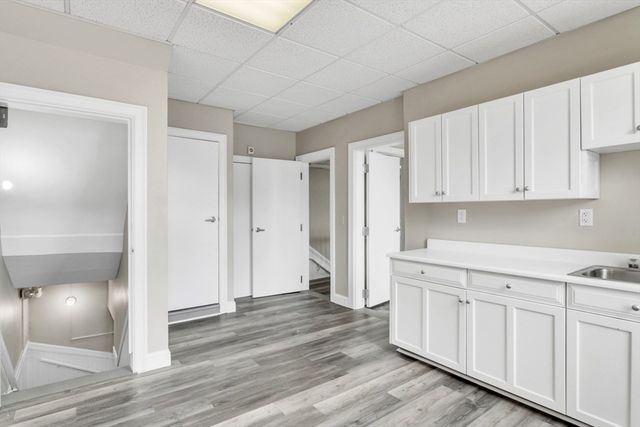 939 E Columbus Ave, Springfield, MA 01105