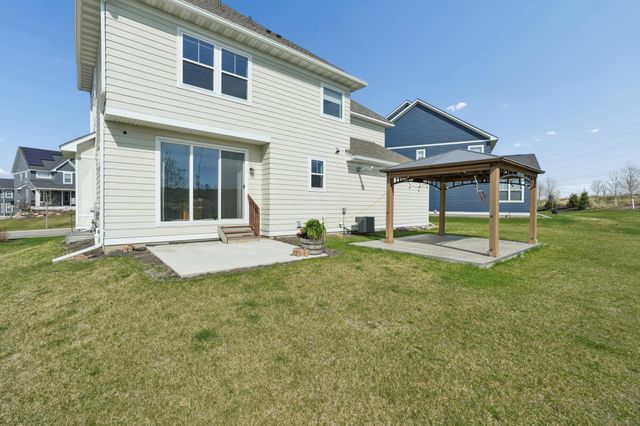 6381 Harvest Trail, Chaska, MN 55318