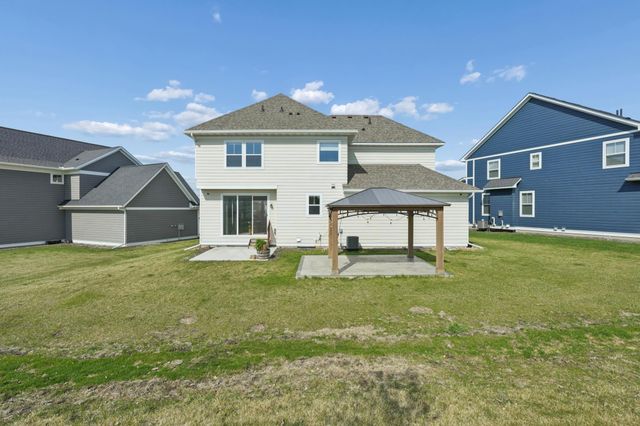 6381 Harvest Trail, Chaska, MN 55318