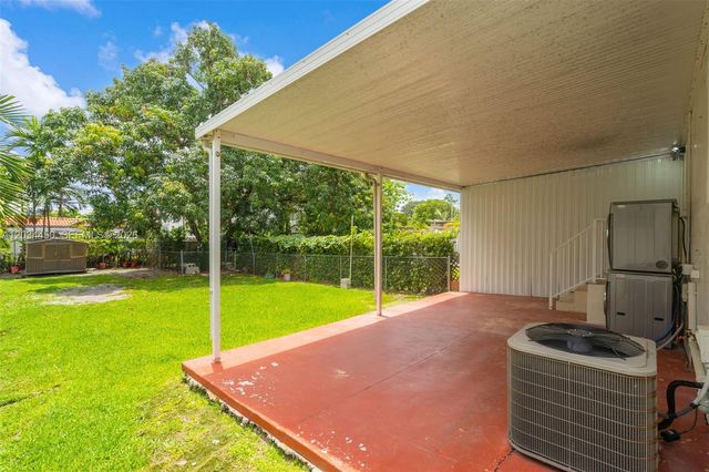 2791 SW 34th Ct, Miami, FL 33133