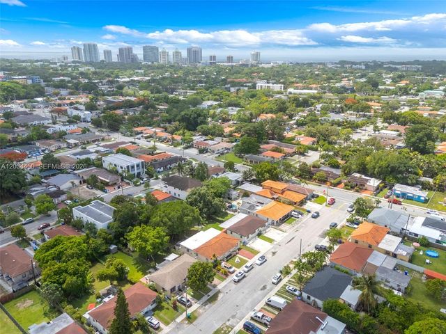 2791 SW 34th Ct, Miami, FL 33133