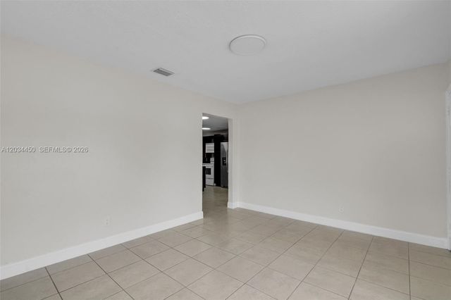2791 SW 34th Ct, Miami, FL 33133