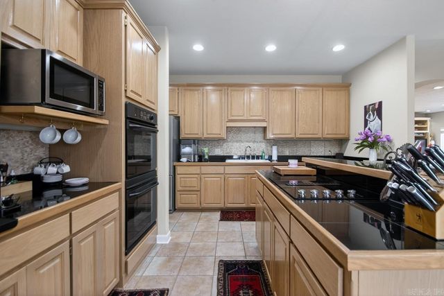 87 Montanoso Way, Hot Springs Village, AR 71909