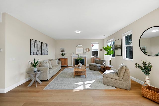 4905 Apricot Ct, Castro Valley, CA 94546