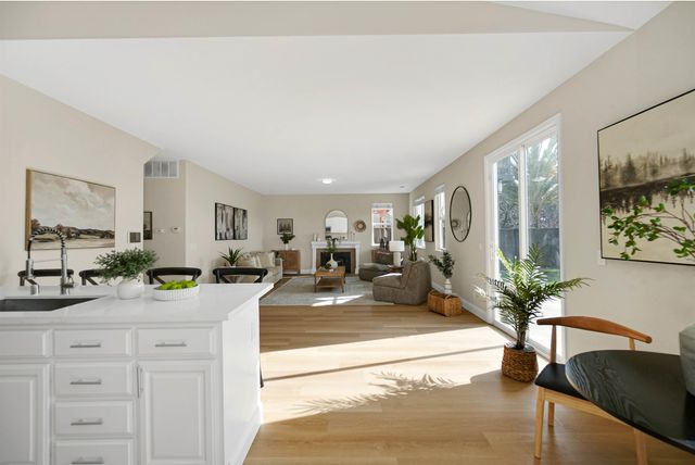 4905 Apricot Ct, Castro Valley, CA 94546