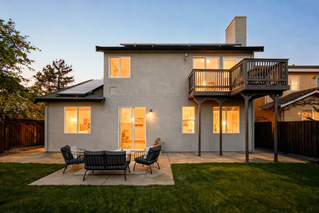 4905 Apricot Ct, Castro Valley, CA 94546