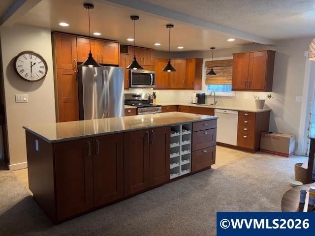 2130 Umpqua Rd, Woodburn, OR 97071