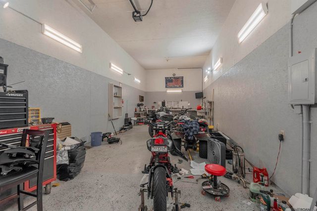 1757 E Nelson St, Gonzales, LA 70737