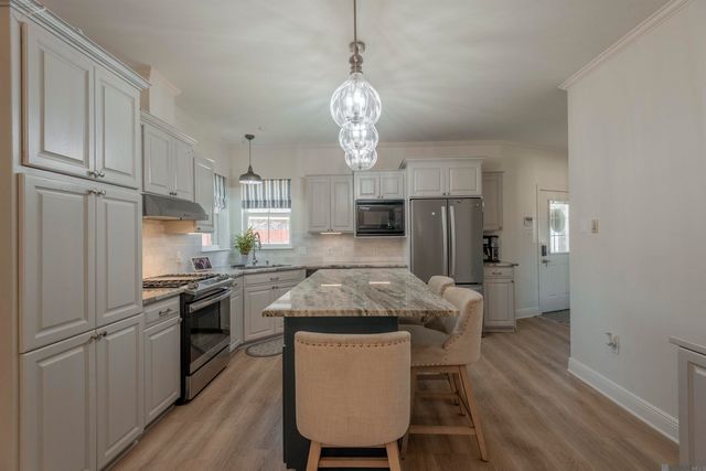 1757 E Nelson St, Gonzales, LA 70737