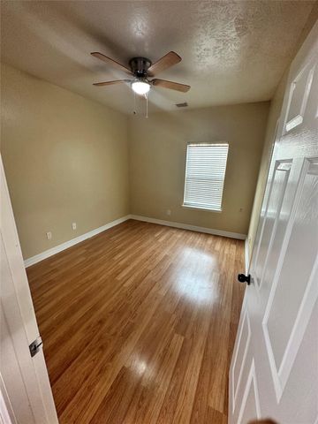 6946 Paris Street B, Houston, TX 77021