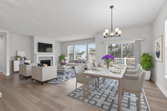 411 Sandy CIRCLE, Pewaukee, WI 53072