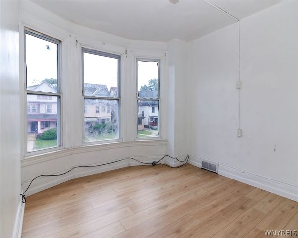128 Northland Avenue, Buffalo, NY 14208