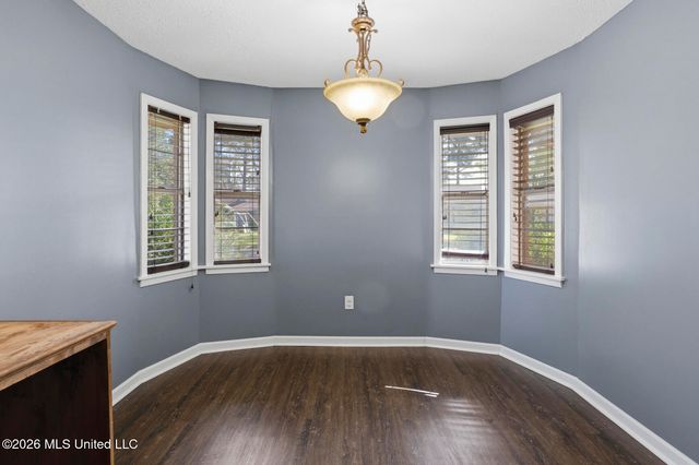 221 Belaire Drive, Pearl, MS 39208