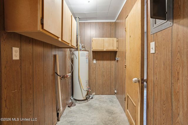 221 Belaire Drive, Pearl, MS 39208