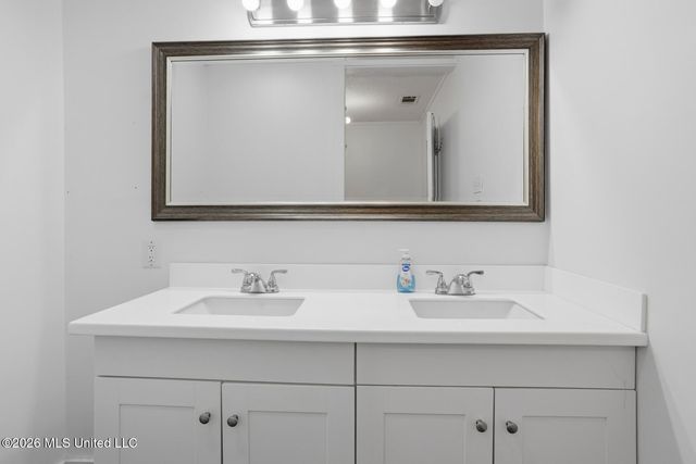 221 Belaire Drive, Pearl, MS 39208