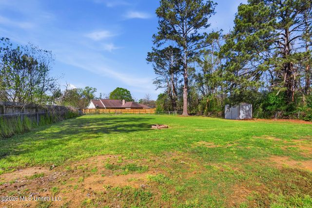 221 Belaire Drive, Pearl, MS 39208