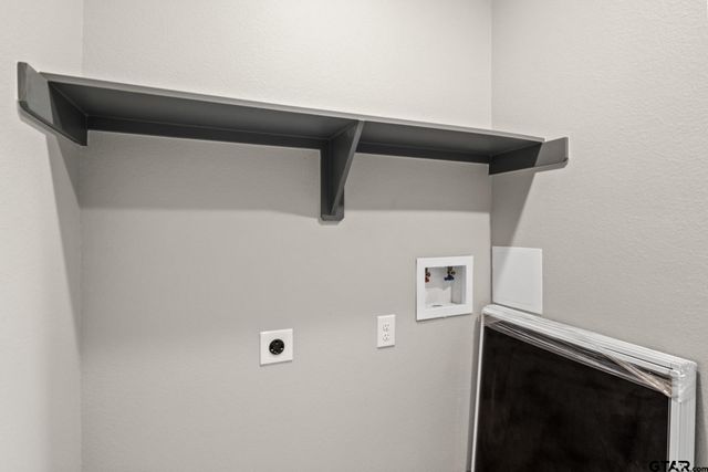 109 Yates St., Mt Vernon, TX 75457