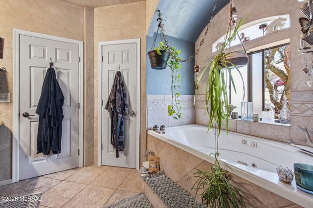 4155 W Coyote Ridge Trail, Tucson, AZ 85746