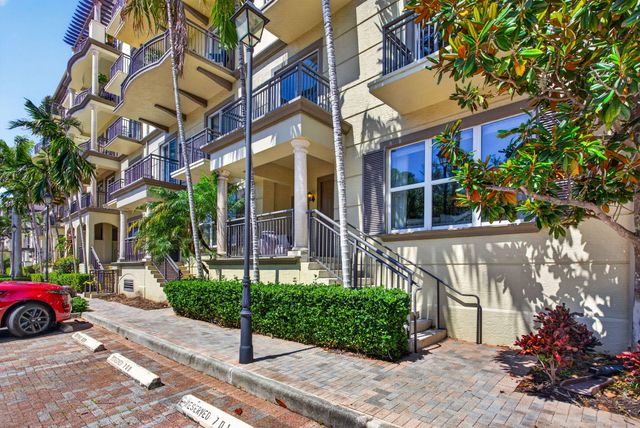 2609 NE 14th Avenue 105, Wilton Manors, FL 33334