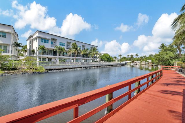 2609 NE 14th Avenue 105, Wilton Manors, FL 33334