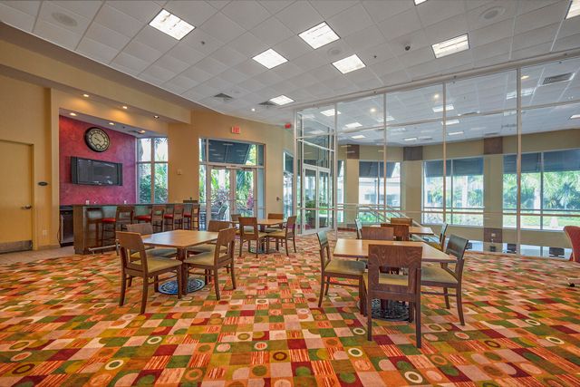 2609 NE 14th Avenue 105, Wilton Manors, FL 33334