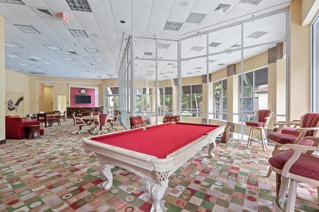 2609 NE 14th Avenue 105, Wilton Manors, FL 33334