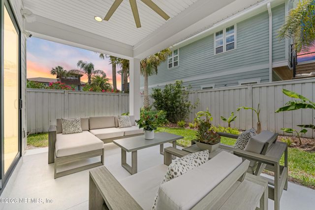 3318 1ST Street, Jacksonville Beach, FL 32250